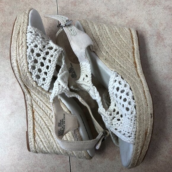 NWOB SoftMoc Emmy White Crochet Espadrilles Wedge Sandals Size 8 - Picture 7 of 13